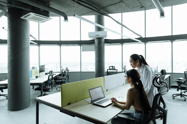 Unlocking innovation: strategies for uk business services to maintain a competitive edge